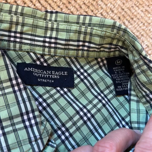 2 - American Eagle women's collar button down shirts size medium - Picture 3 of 5